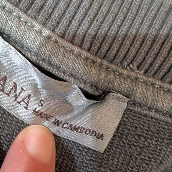 Zenana Sweatshirt - Picture 2 of 3